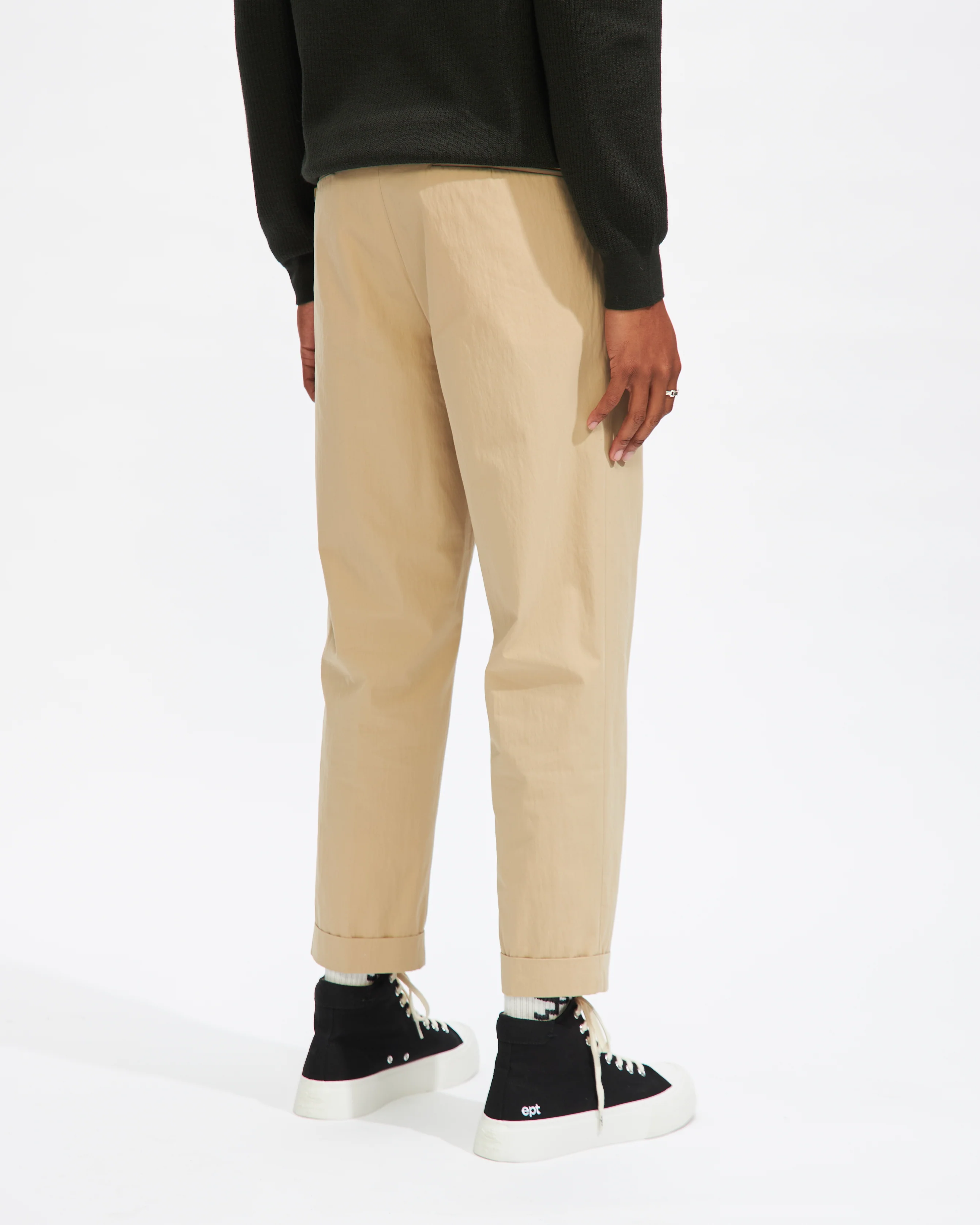 1 Pleat Travel Comfort Cloth in Beige - Image 3