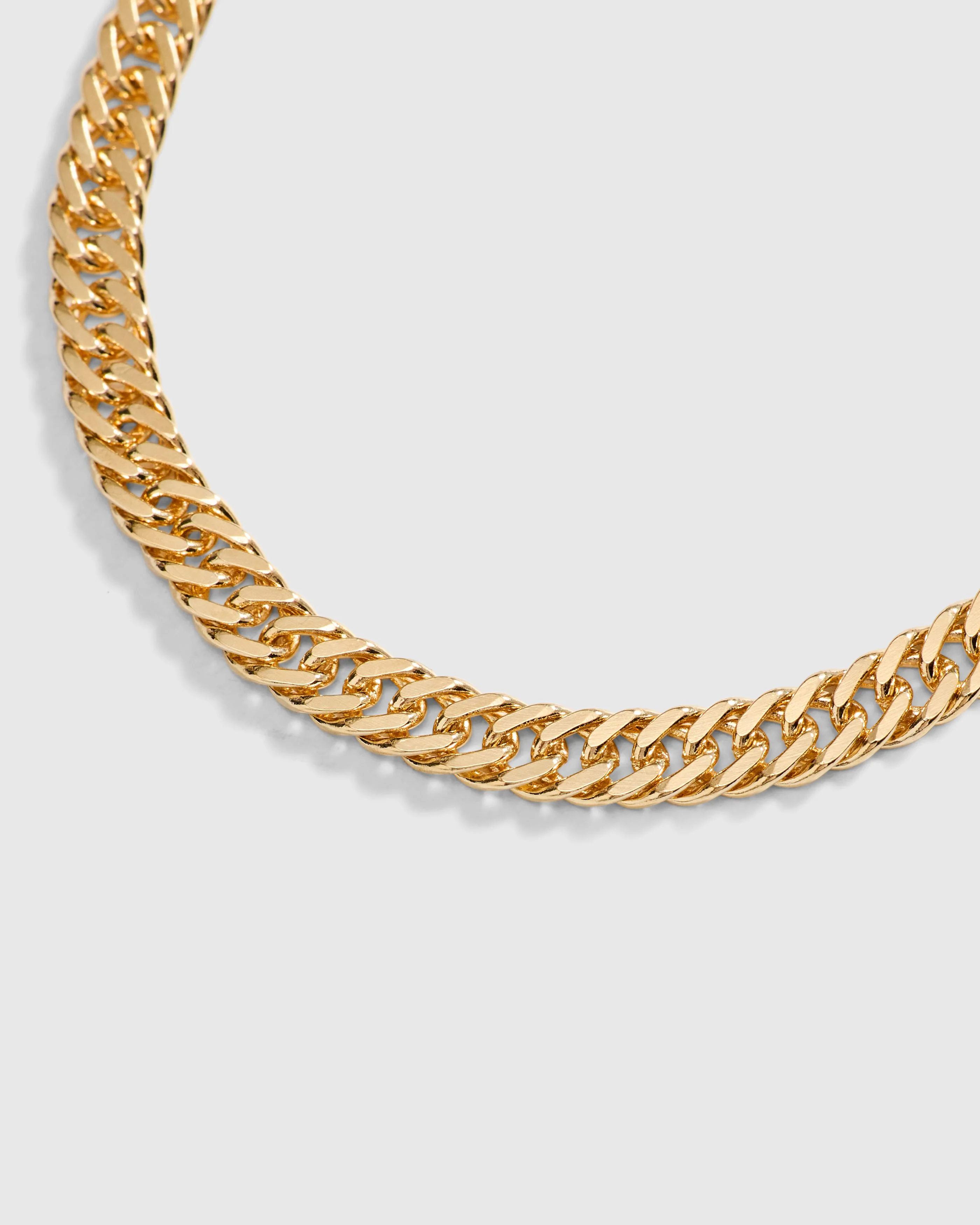 4mm Curb Chain Bracelet in 18k Gold Fill - Image 2