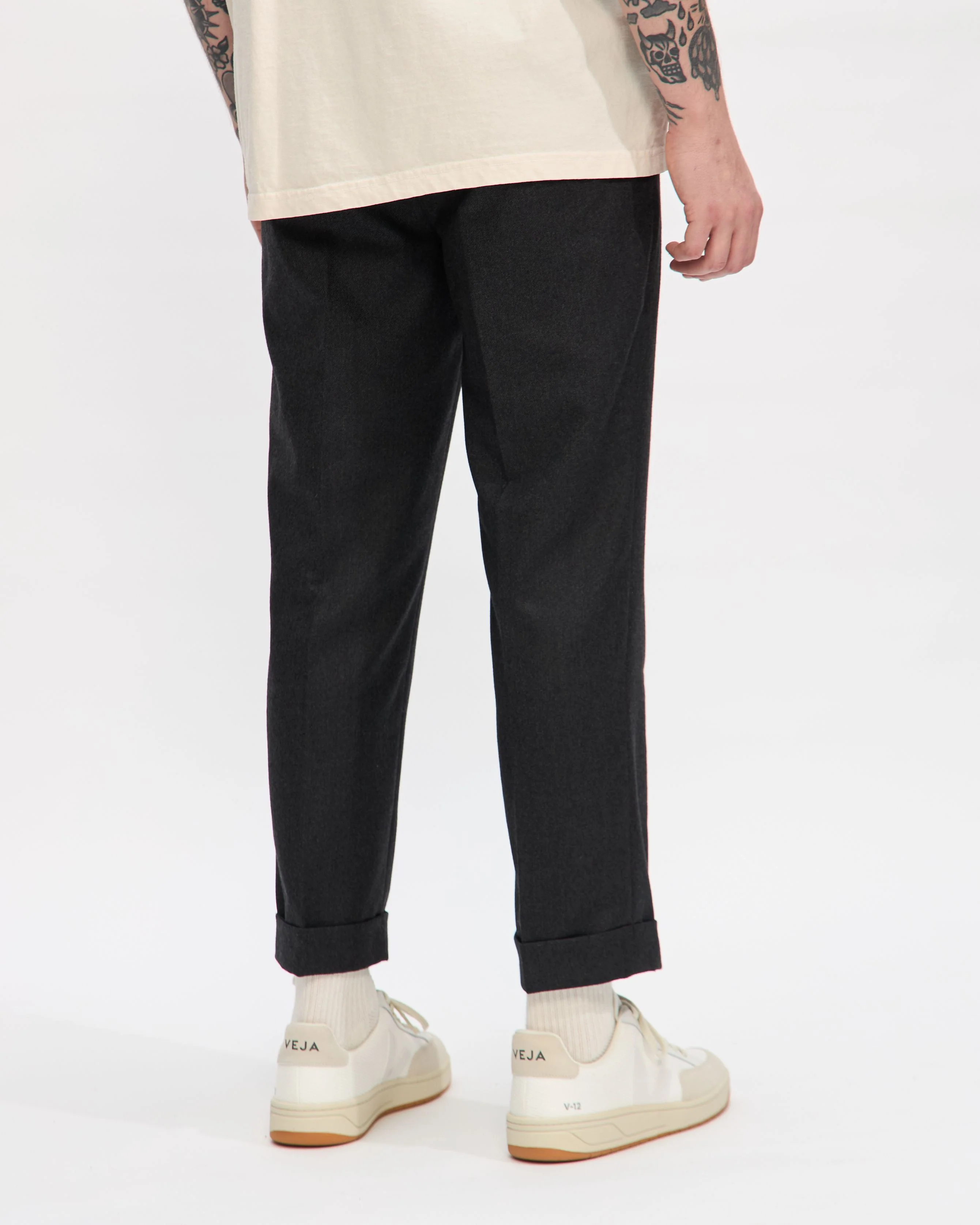 9/10 Flannel Pant in Charcoal - Image 3