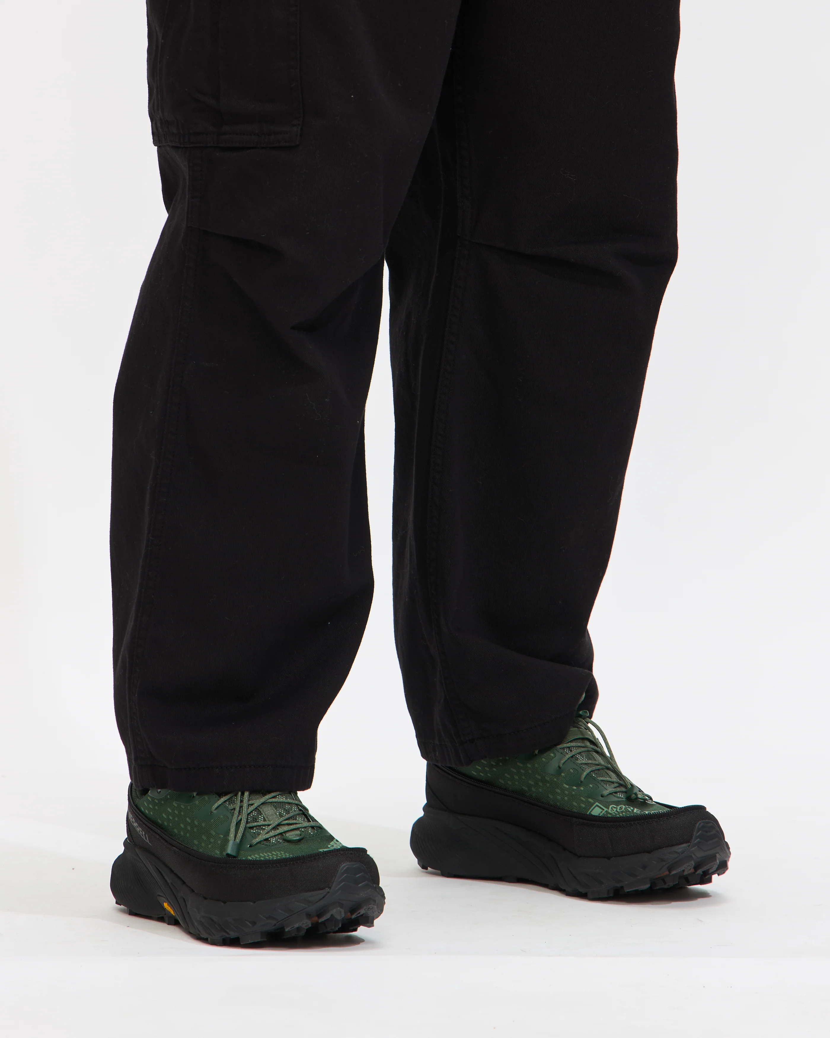 Cole Cargo Pant in Black Garment Dyed Twill - Image 4