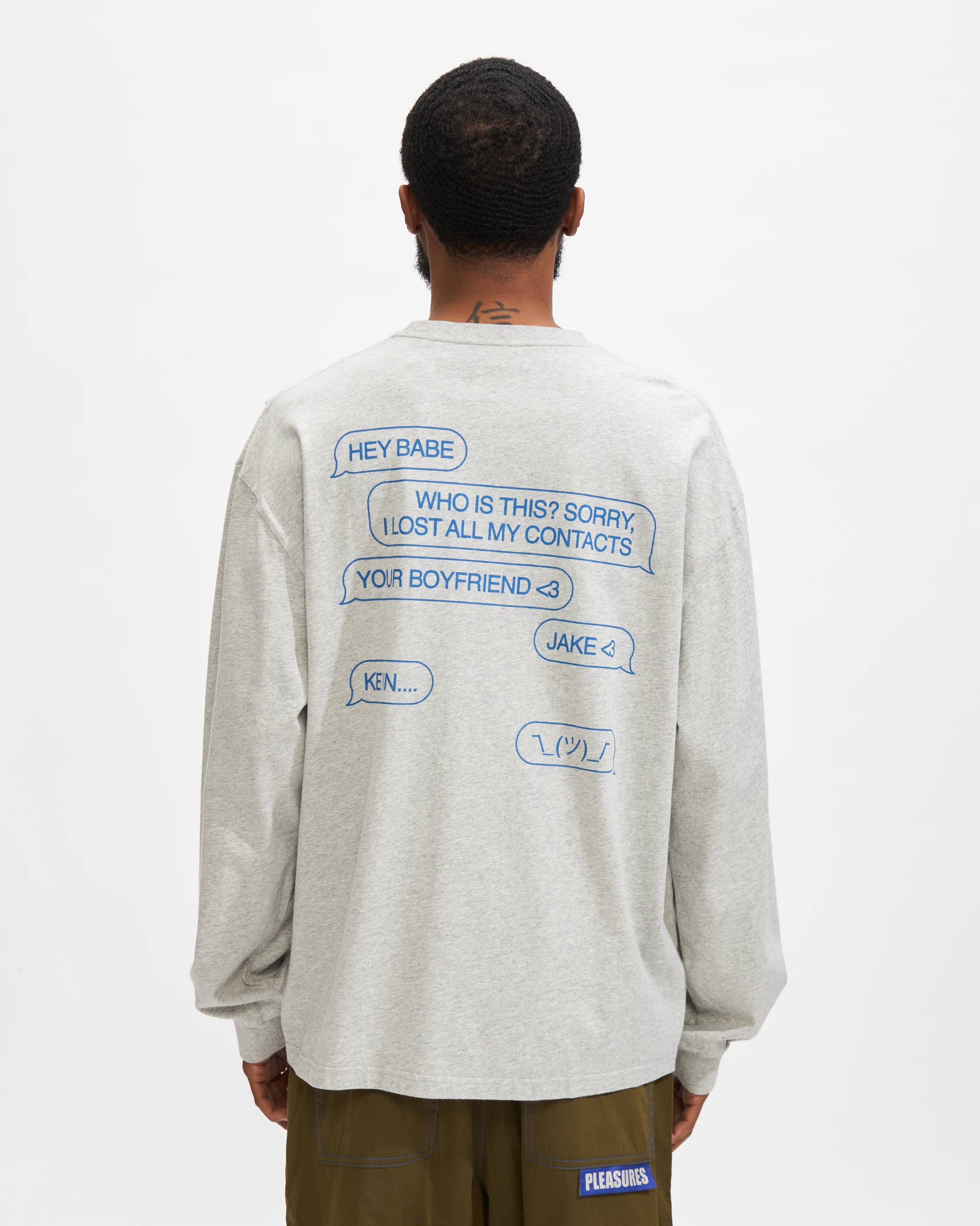 Hey Babe...  Longsleeve T-Shirt in Grey - Image 5