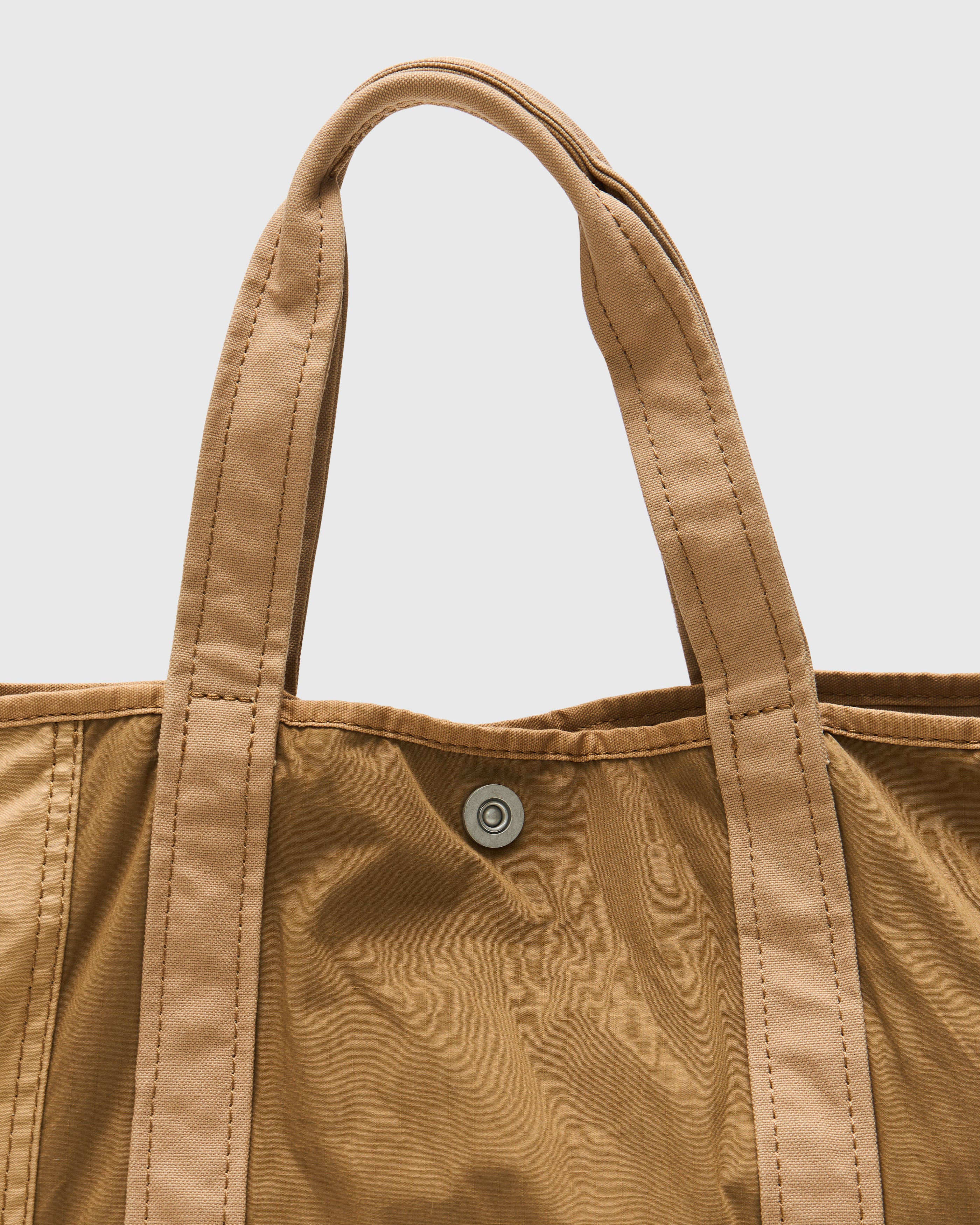 Weekend Bag in Beige - Image 4