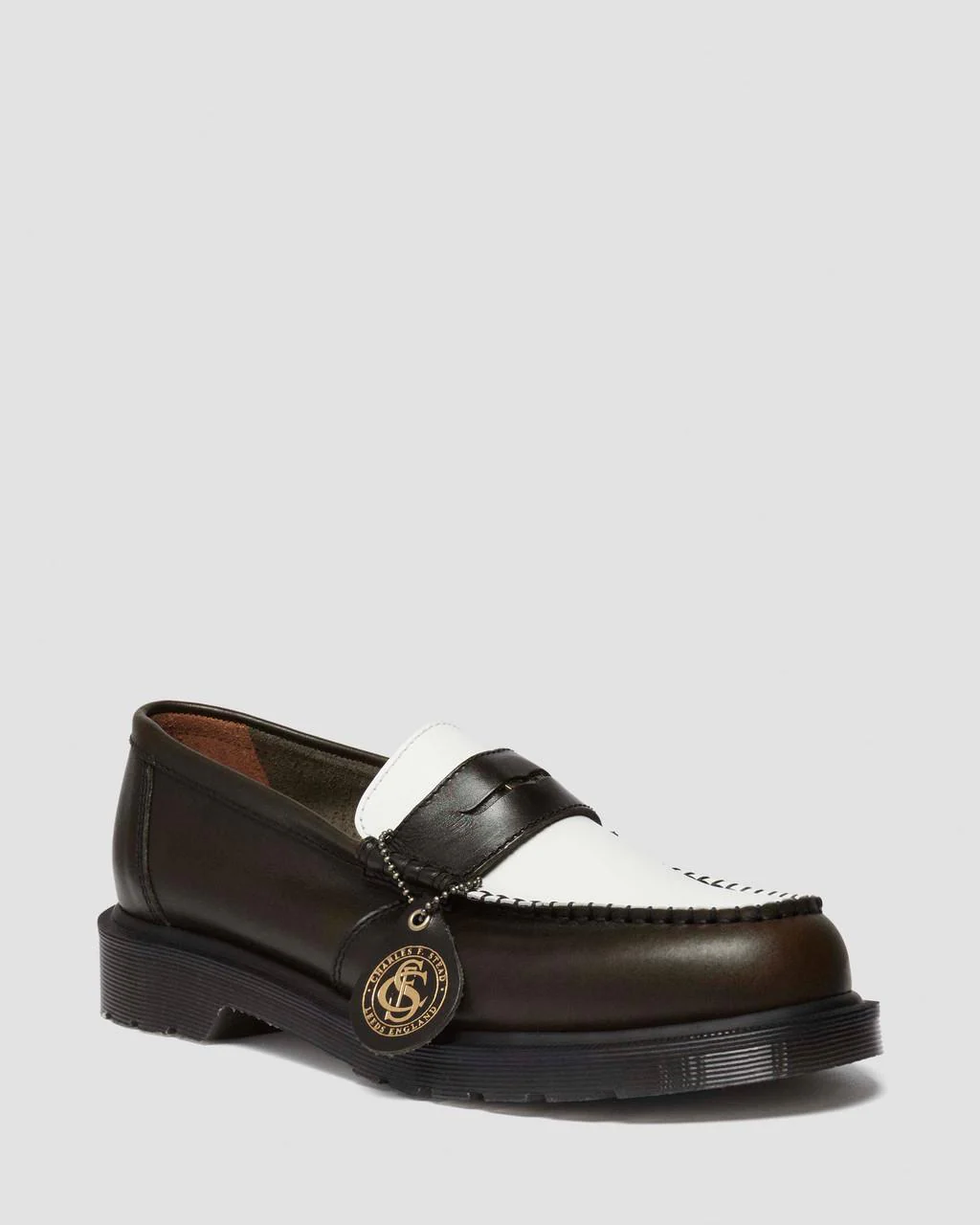 Penton Made in England Loafer in Olive + White - Image 3