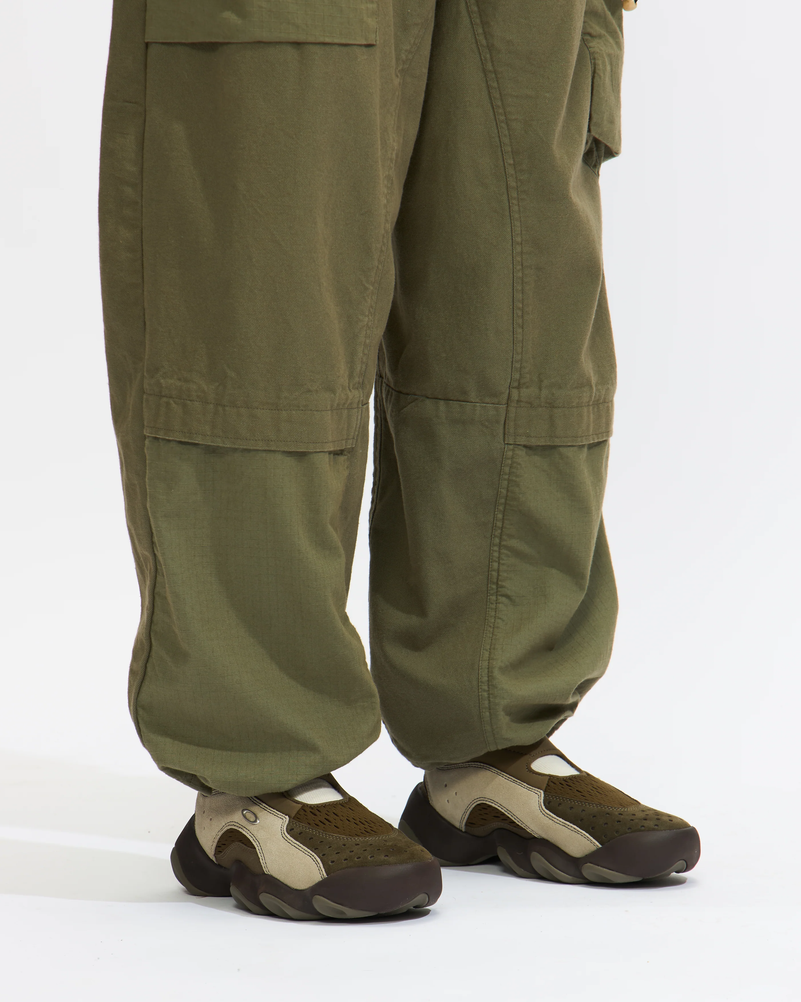 MP-108 Mountain Pant in Olea - Image 4
