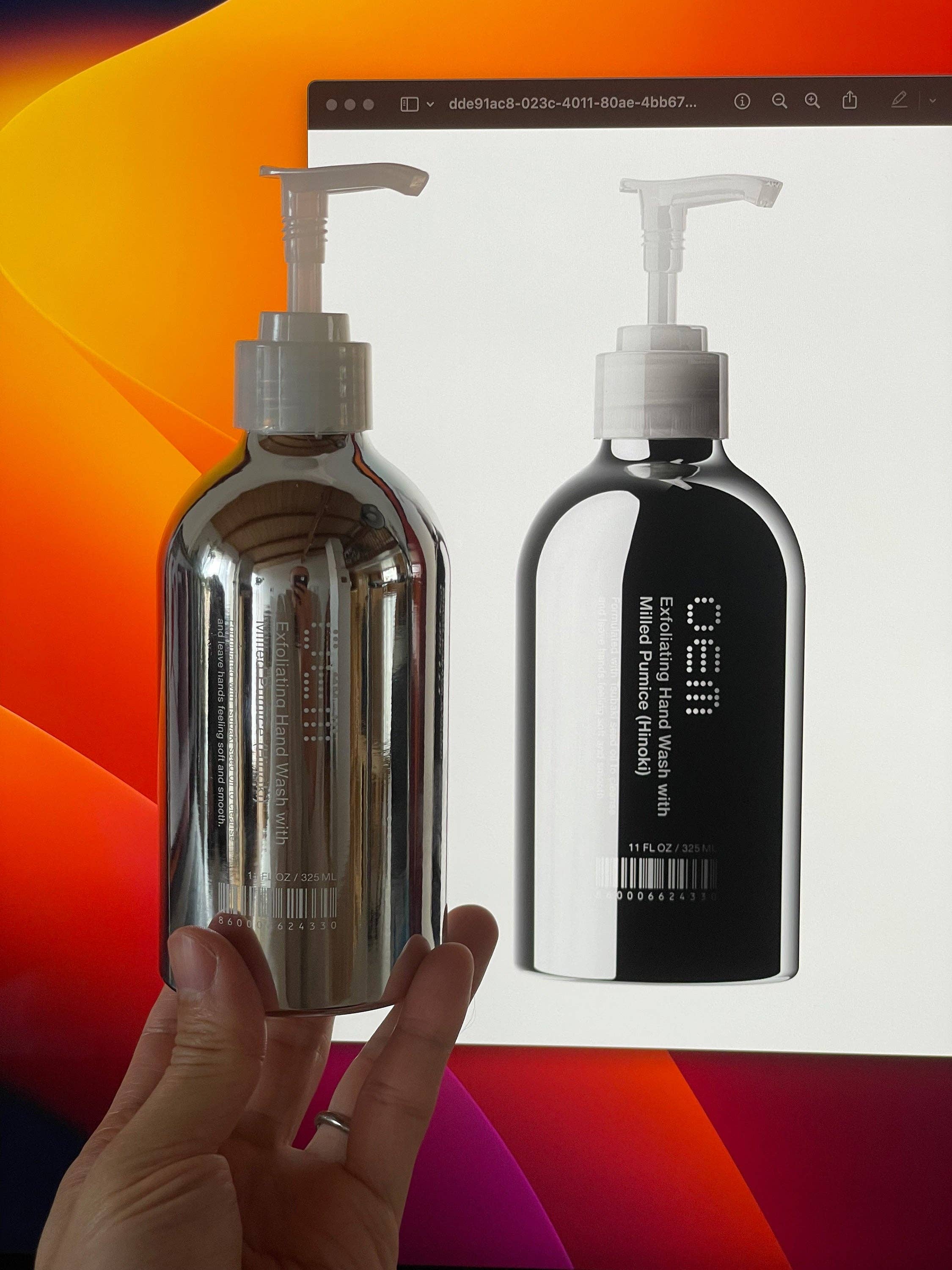Exfoliating Hand Wash (Hinoki) - Image 3
