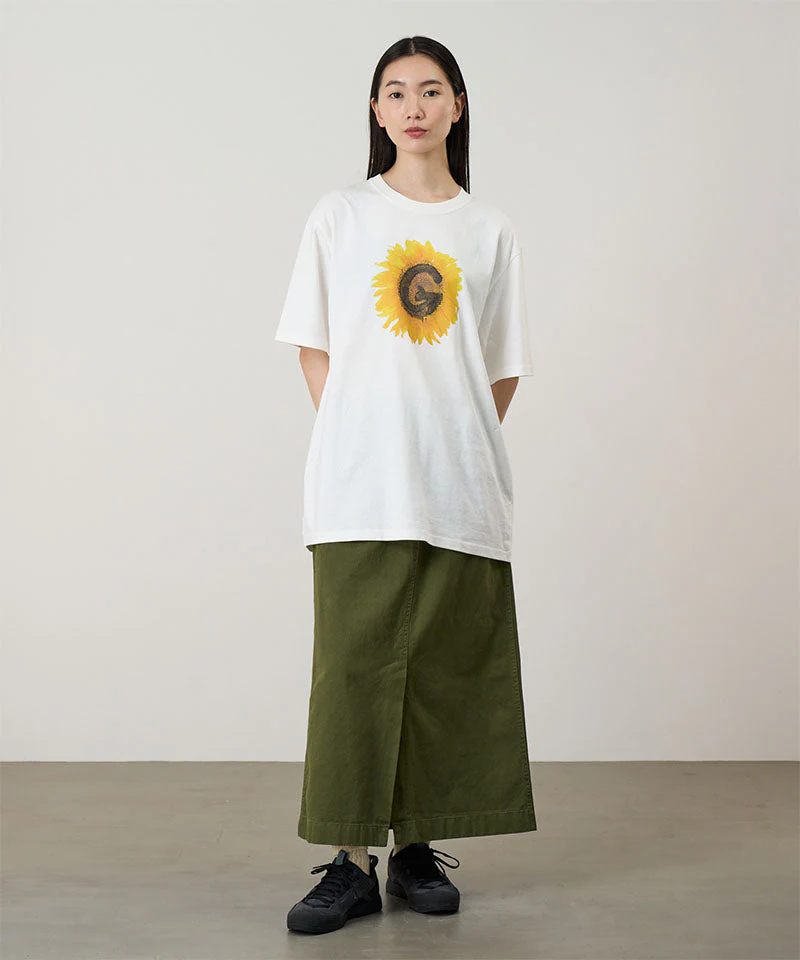 G-Flower Tee in White - Image 2