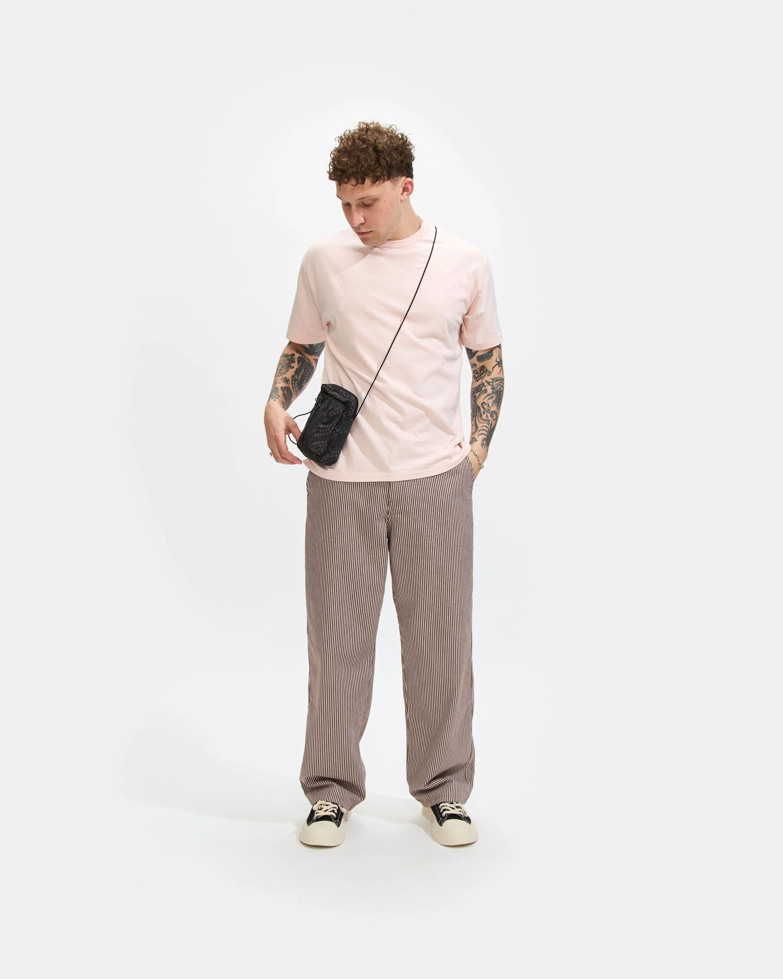 Haleiwa SS Tee in Mauve Chalk - Image 5