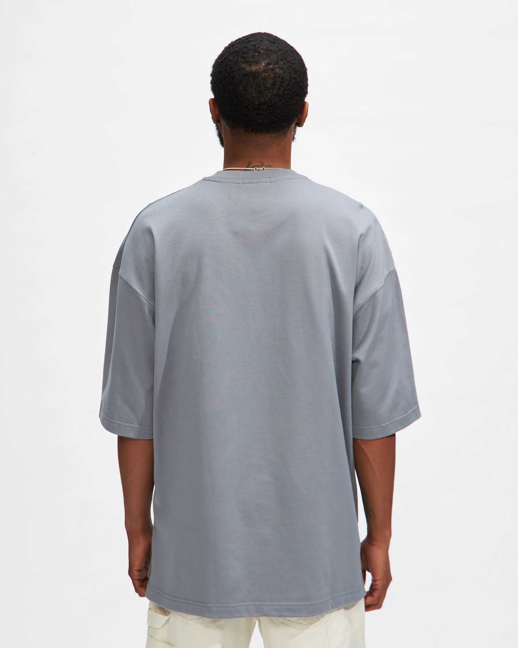 Homme T-Shirt in Grey - Image 3