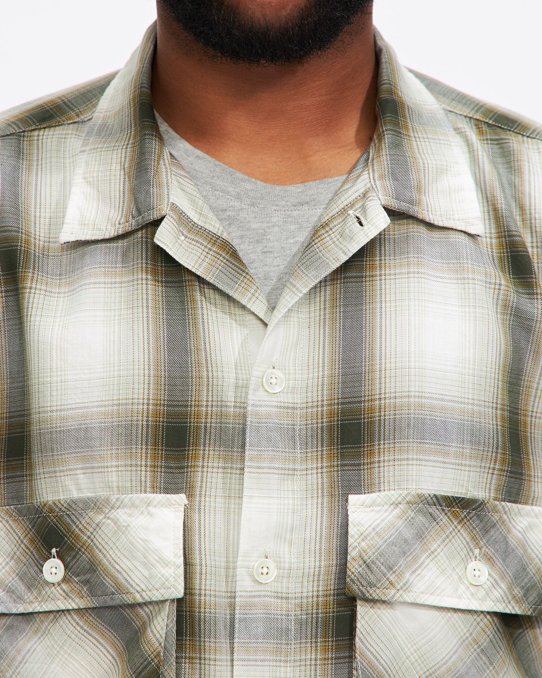 Ivan Short Sleeve Shirt in Green - Image 3
