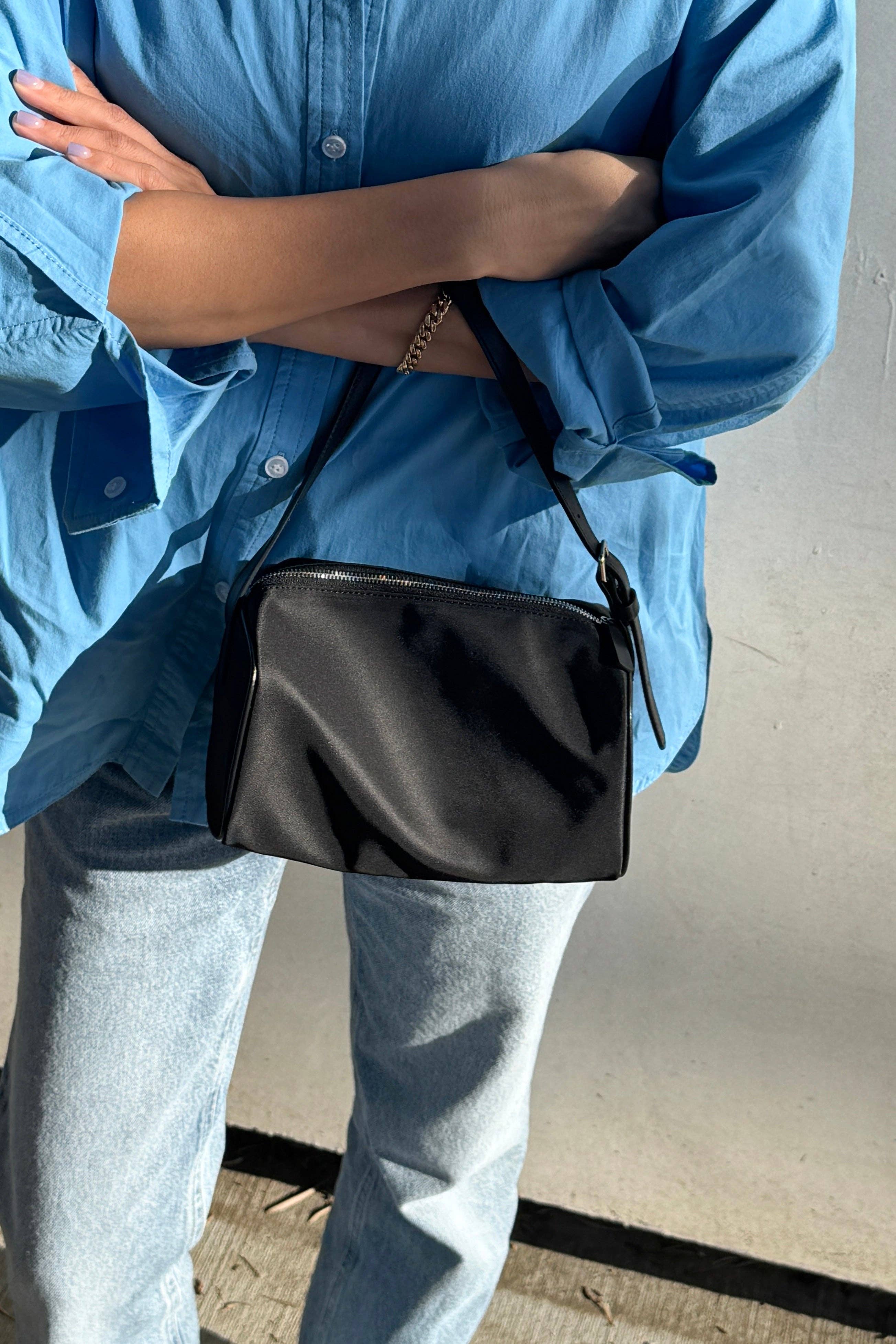 City Mini Bag in Black - Image 3