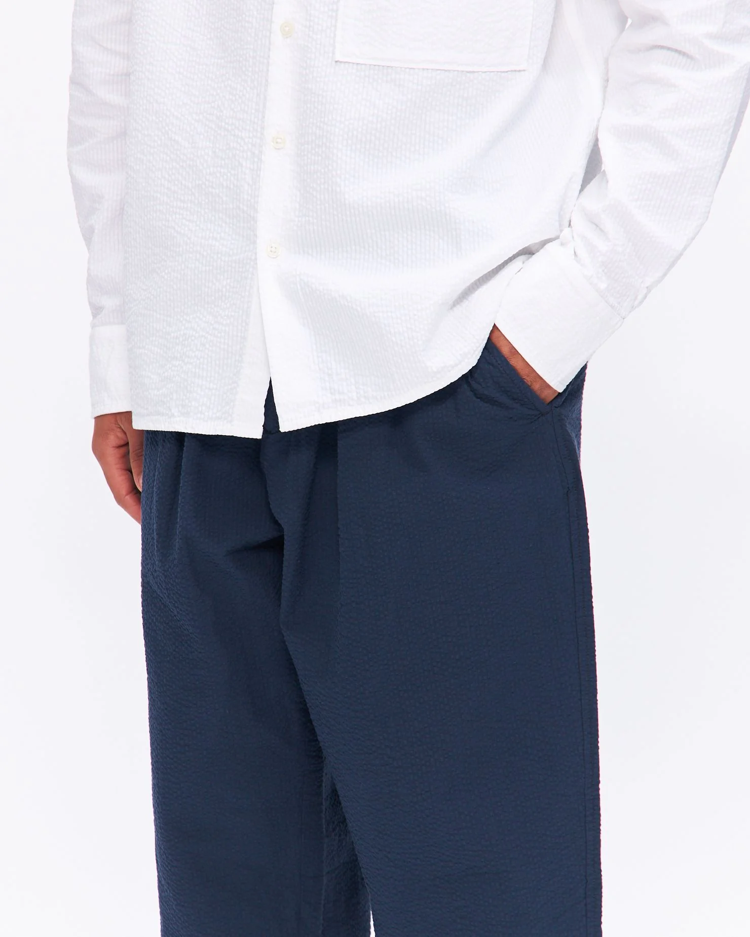 Pleated Track Pant in Navy Cotton Seersucker - Image 3