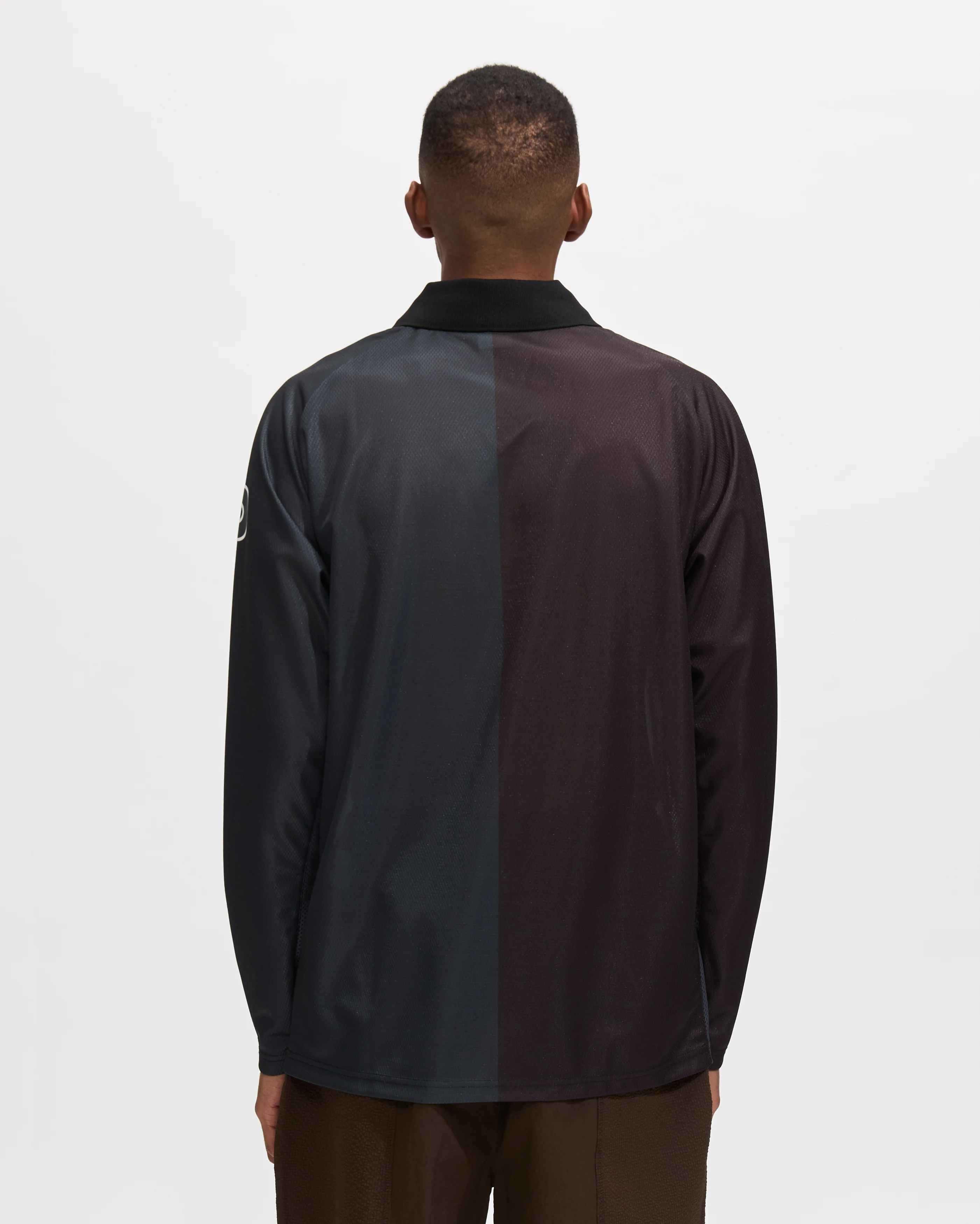 Pop Sportif Longsleeve Shirt in Black - Image 3