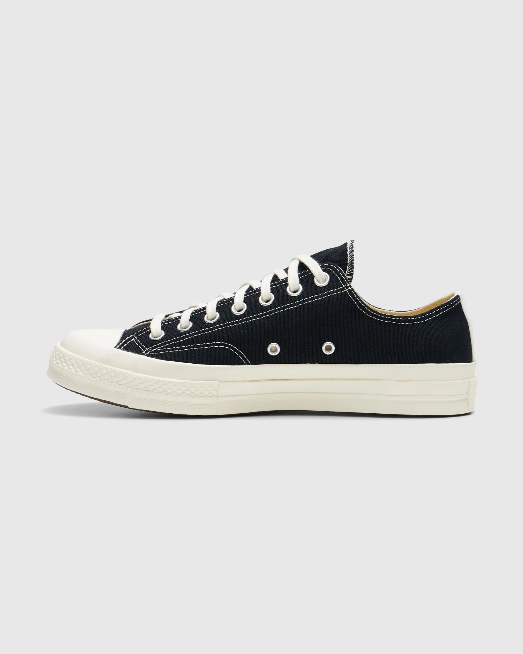 Red Heart Chuck Taylor All Star '70 Low in Black - Image 5