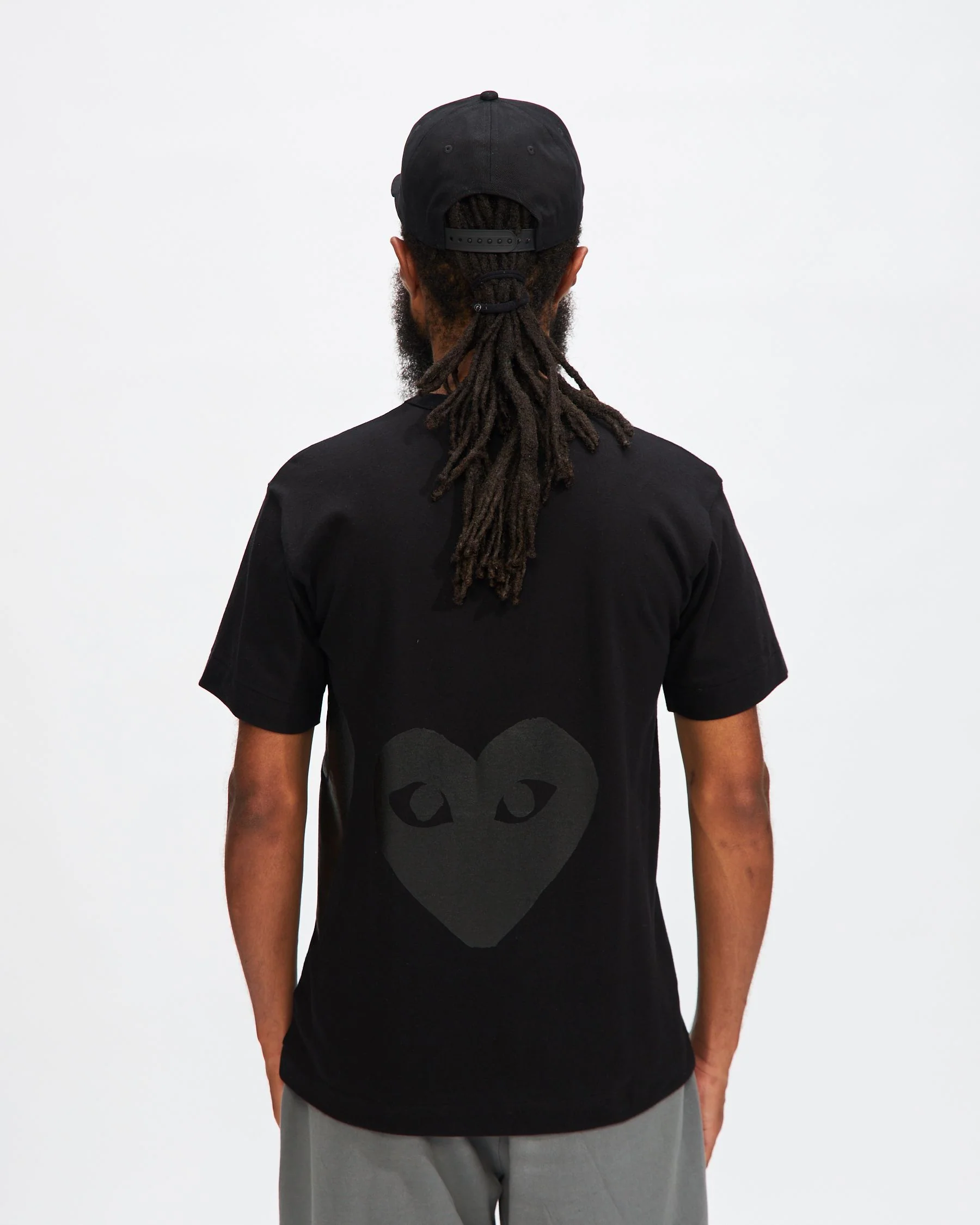 Three Hearts T-Shirt in Black - Image 4